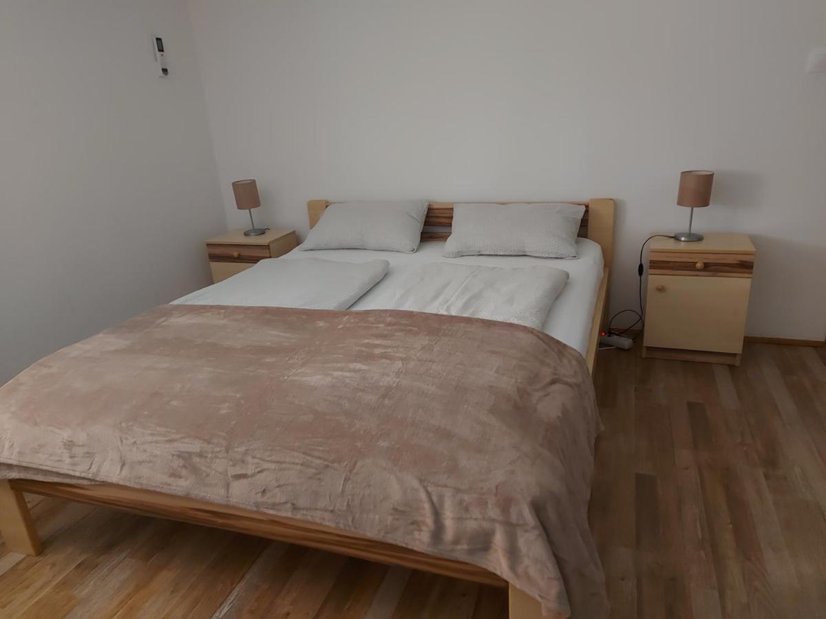Tiszafüred Potyka Apartman מראה חיצוני תמונה